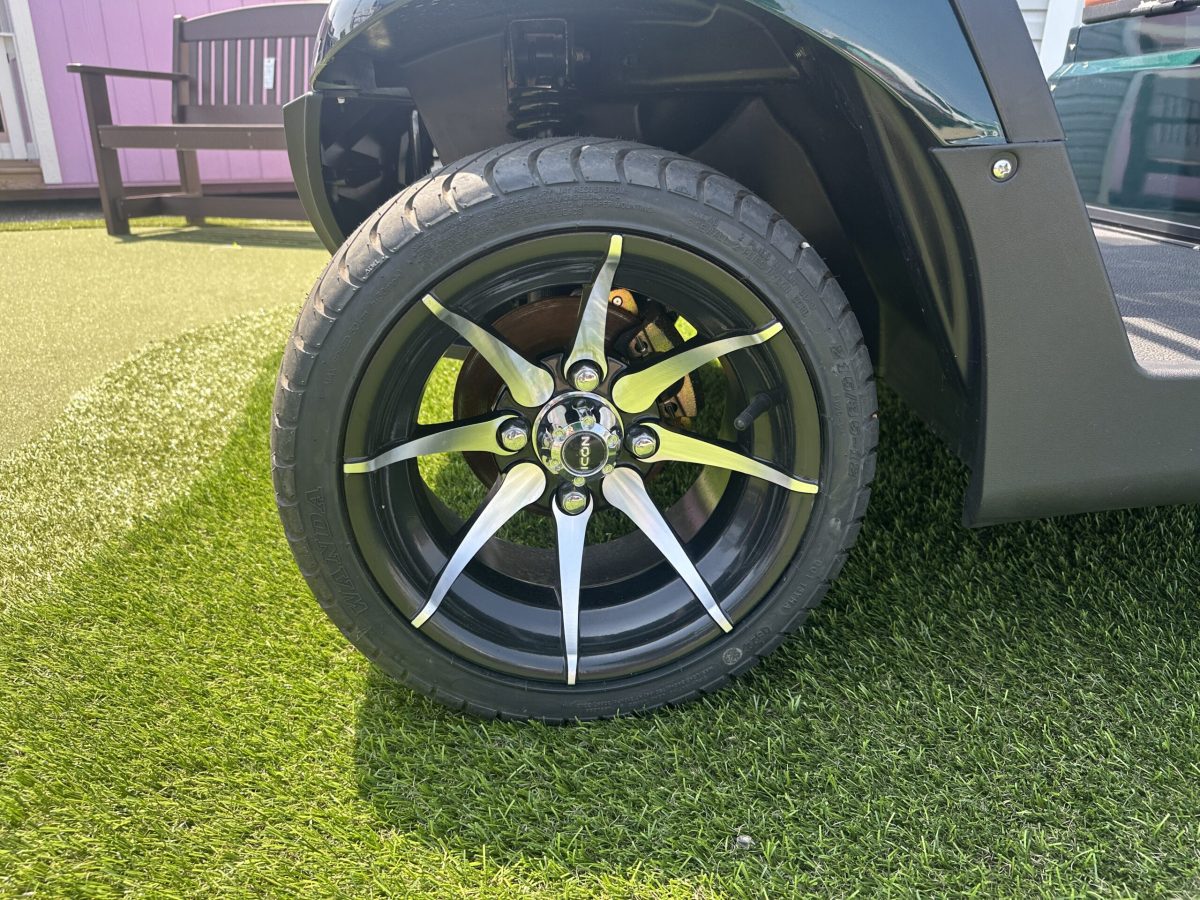 2023 ICON EV i20U - Carro de golf eléctrico utilitario 2 plazas con cama volquete - Hunter Green