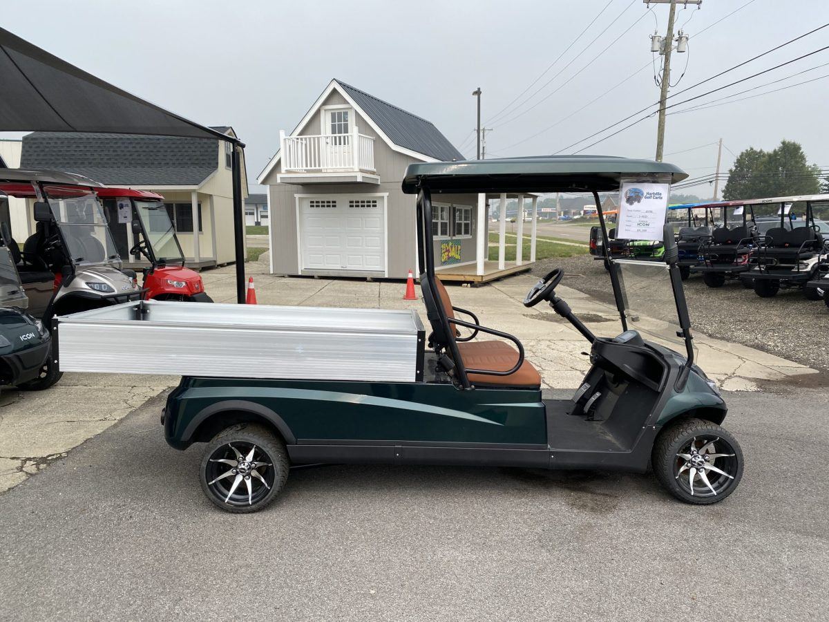 2023 ICON EV i20U - Carro de golf eléctrico utilitario 2 plazas con cama volquete - Hunter Green
