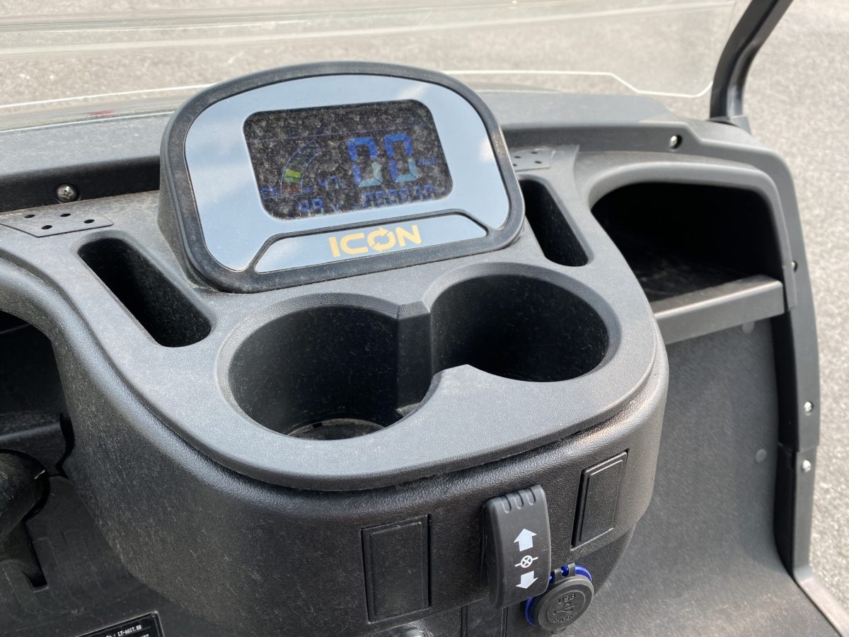 2023 ICON EV i20U - Carro de golf eléctrico utilitario 2 plazas con cama volquete - Hunter Green