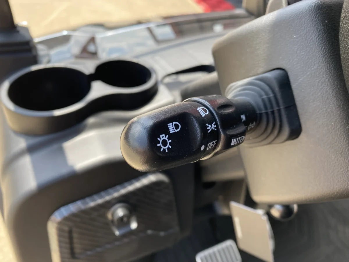 Denago Rover XXL-T | Carrito de golf eléctrico premium de 6 asientos (51.2V 105Ah LiFePO4)